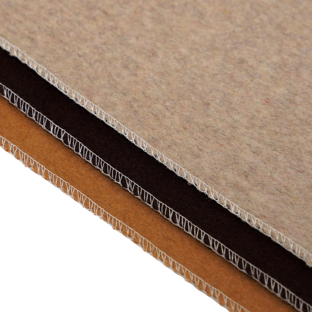 50 % villaa, 40 % polyesteriä, 10 % muuta kuitua, 720 G/M, papupastan väri, paksu kaksipuolinen villakangas, ML-0124-4382-1