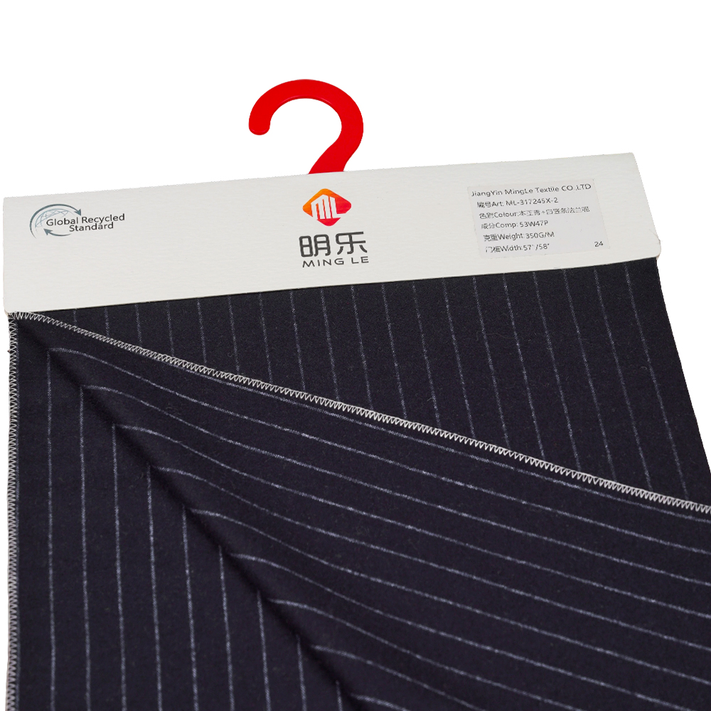 53 % villaa, 47 % polyesteriä, 350 G/M, Zhiqing + valkoinen, pystyraidallinen flanellikangas, ML-317245X-2