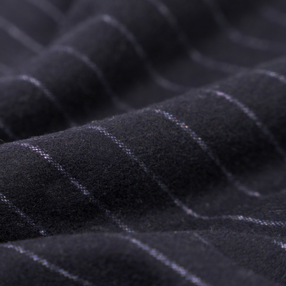 53 % villaa, 47 % polyesteriä, 350 G/M, Zhiqing + valkoinen, pystyraidallinen flanellikangas, ML-317245X-2